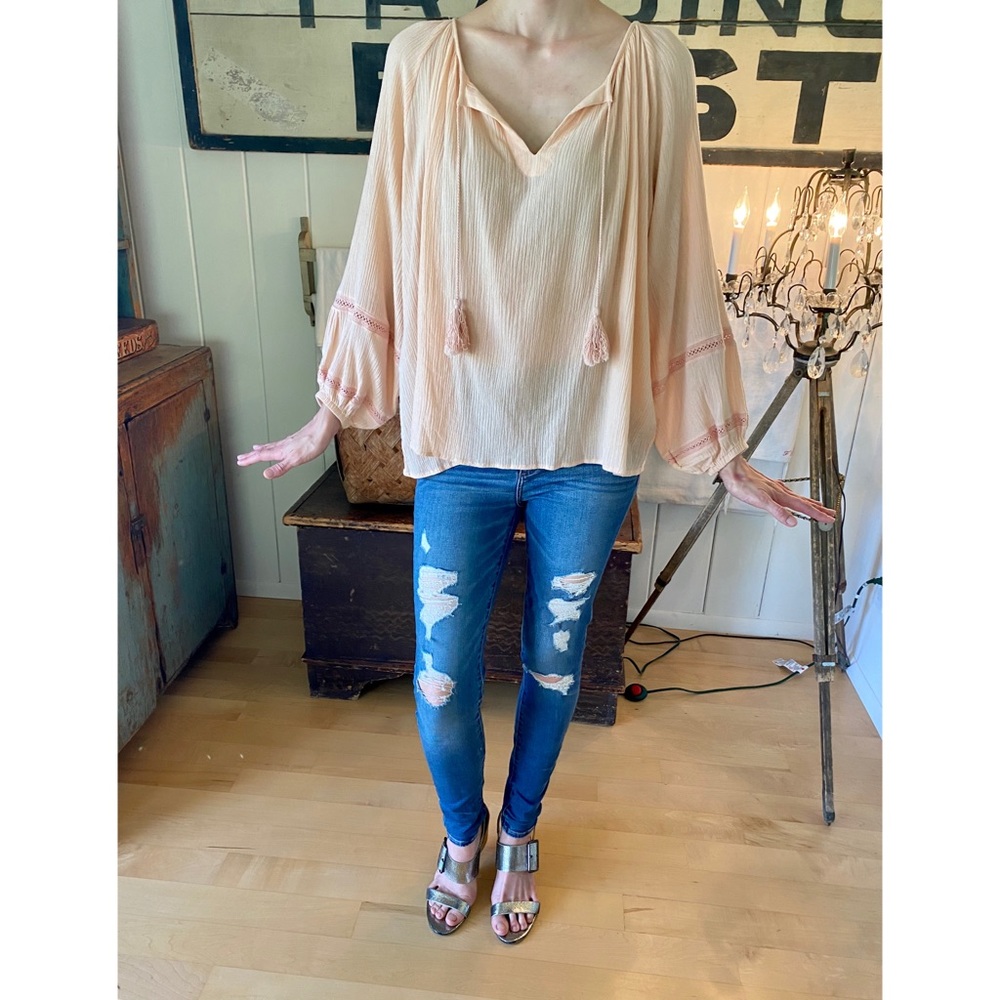 SOLD ♥️ Spell ♥️ Moroccan Luxe Pink Blouse - Picture 2 of 9